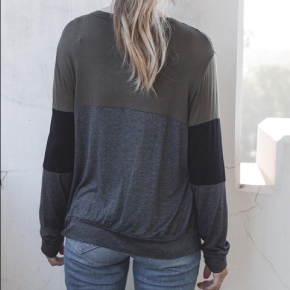 Color Block Cutout Top - Picture 3 of 3